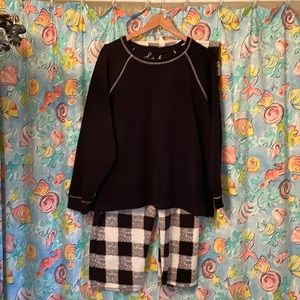 CUDDL DUDS WOMENS SIZE XL FLEECEWEAR WITH PAJAMAS SET